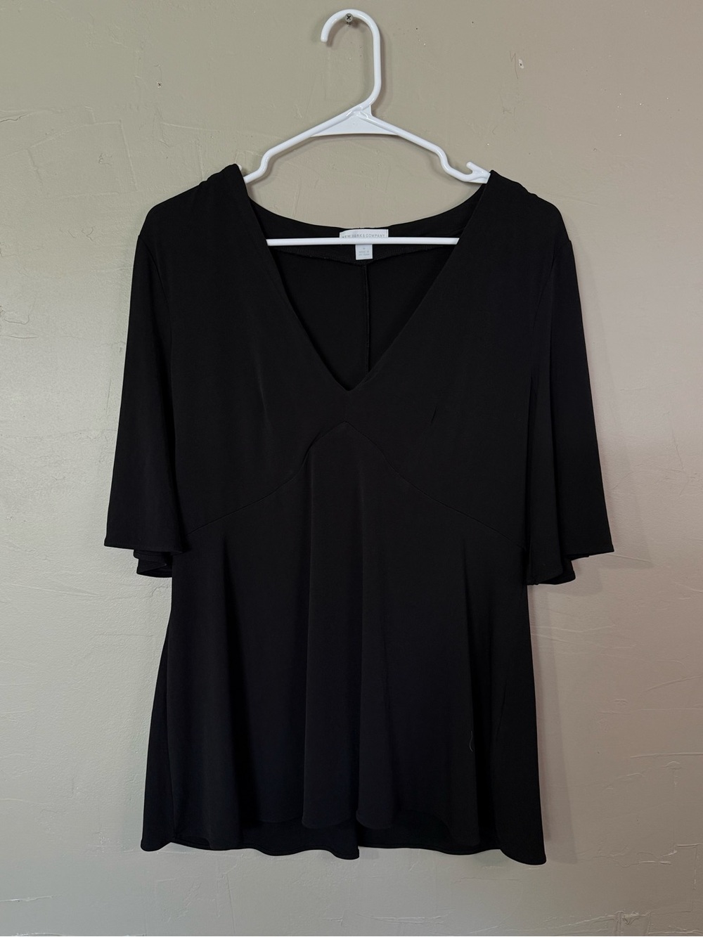 New York & Company Black V-Neck Flutter Sleeve Top